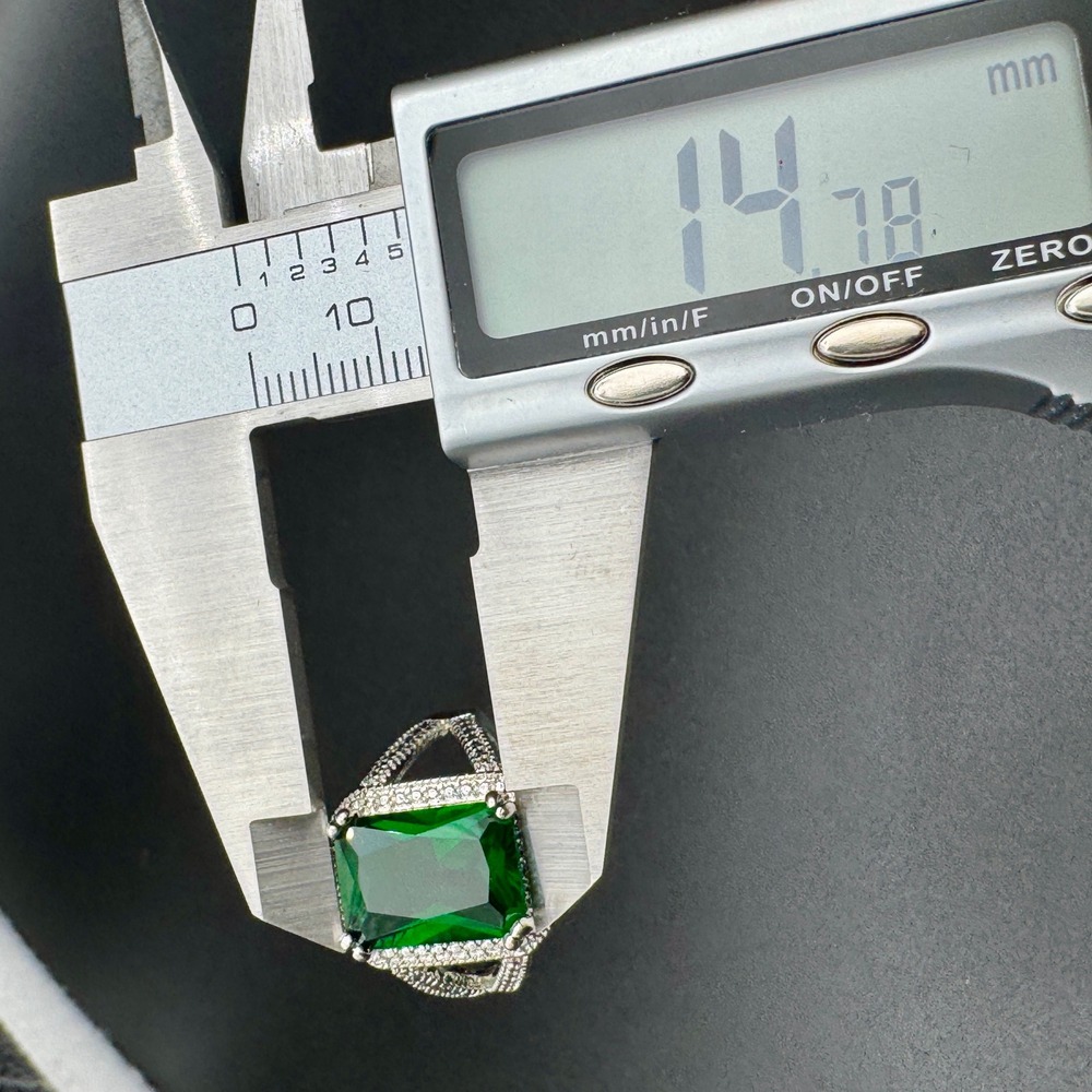 Silver Tone Statement Ring Rectangle Green Cut Ge… - image 7